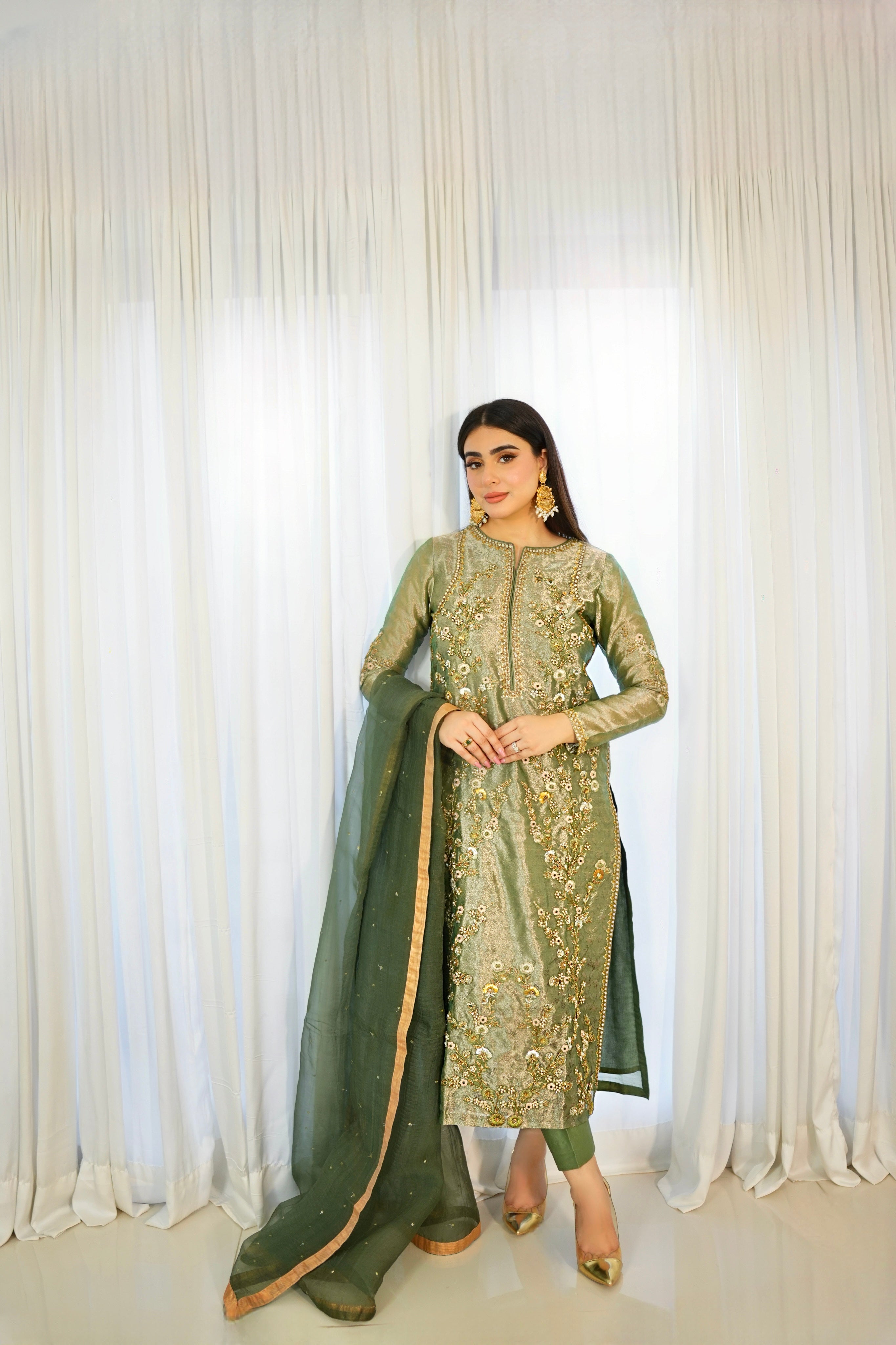 Green Tissue Formal