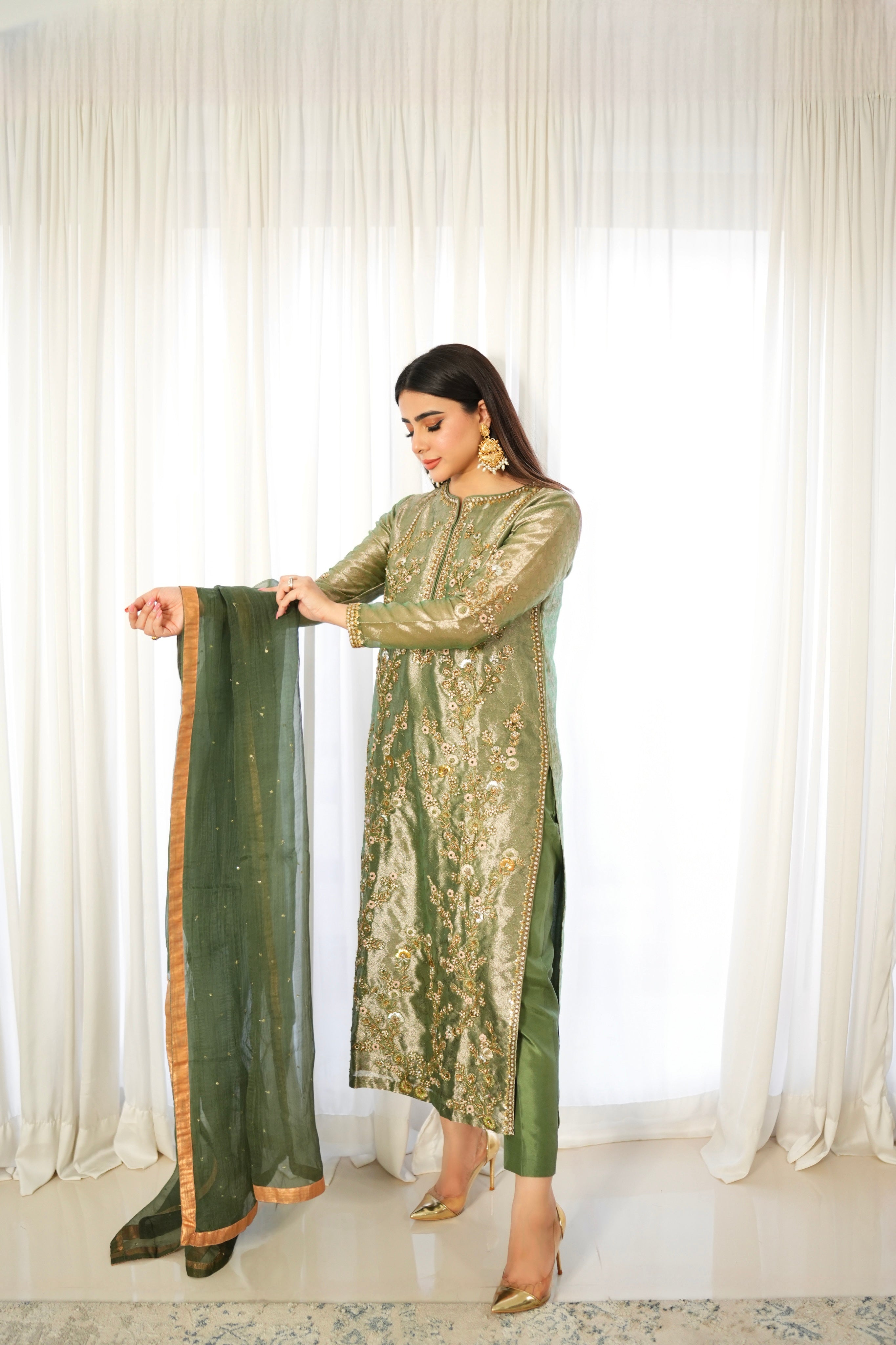 Green Tissue Formal
