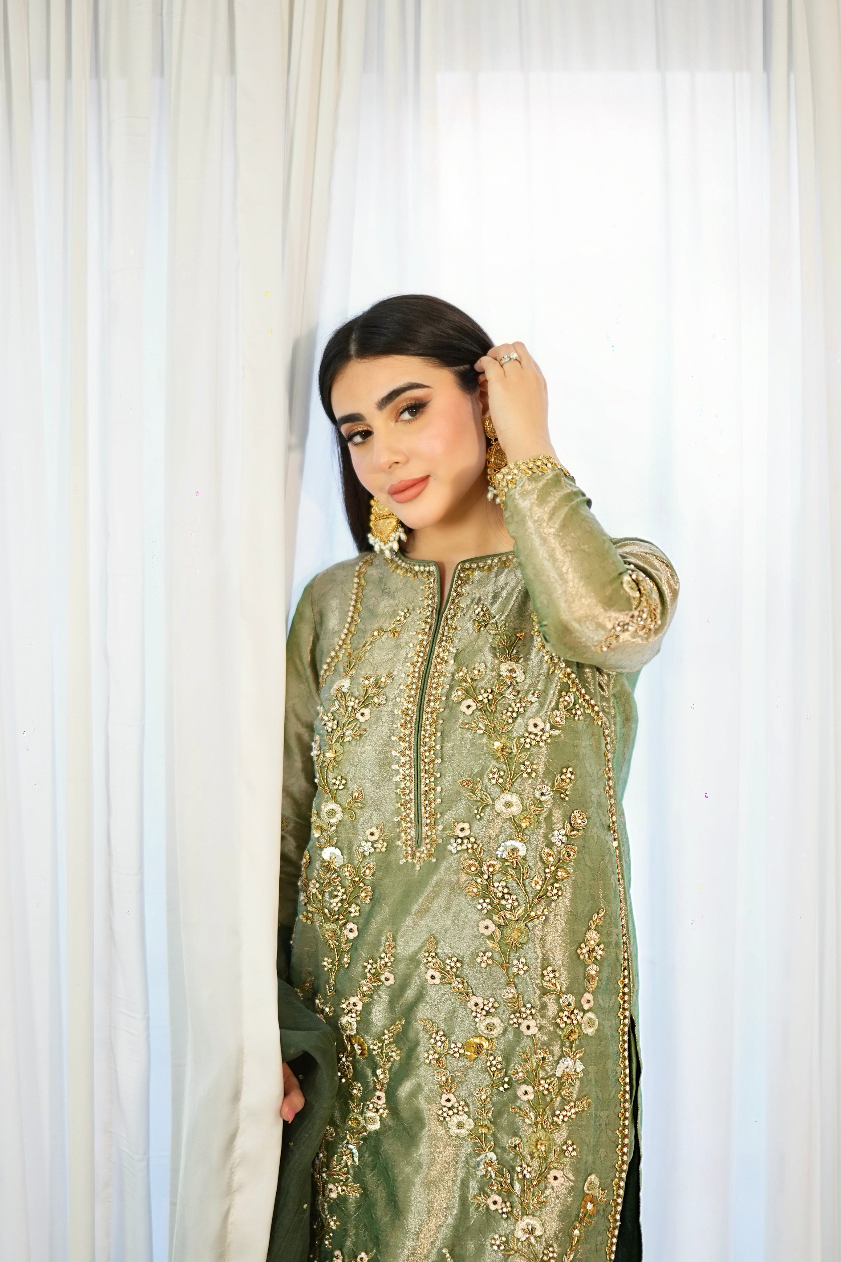 Green Tissue Formal