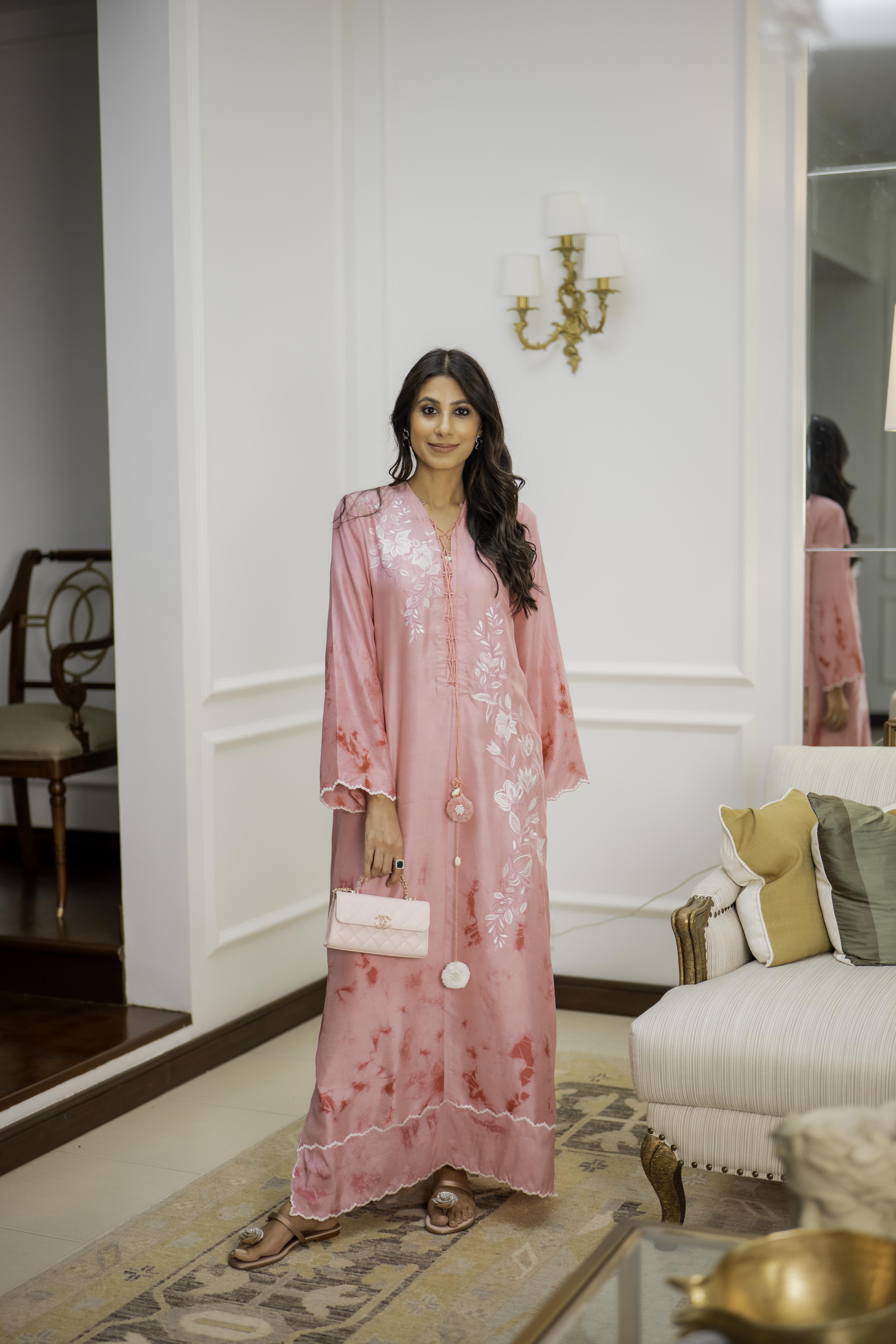 Pink kaftan