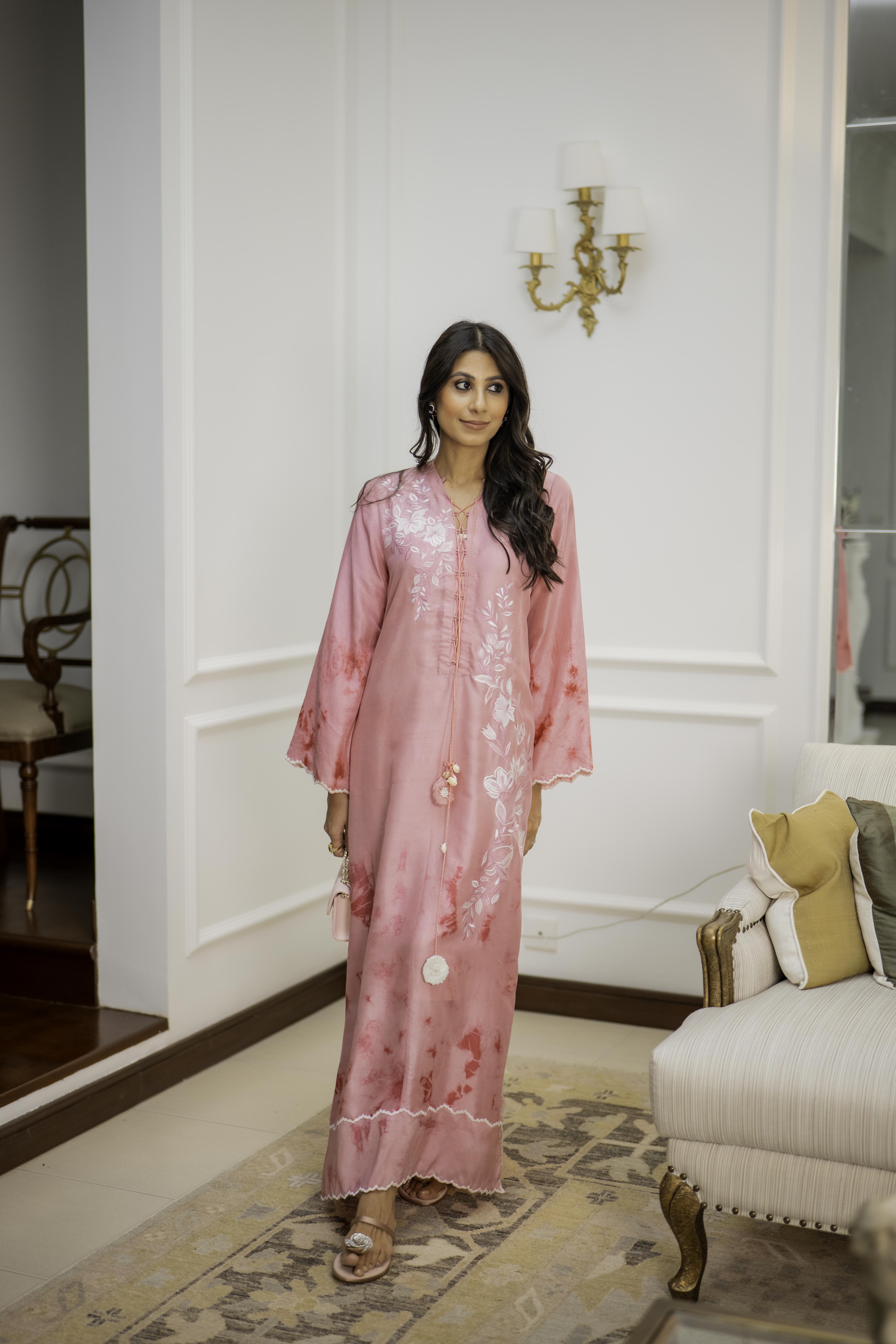 Pink kaftan