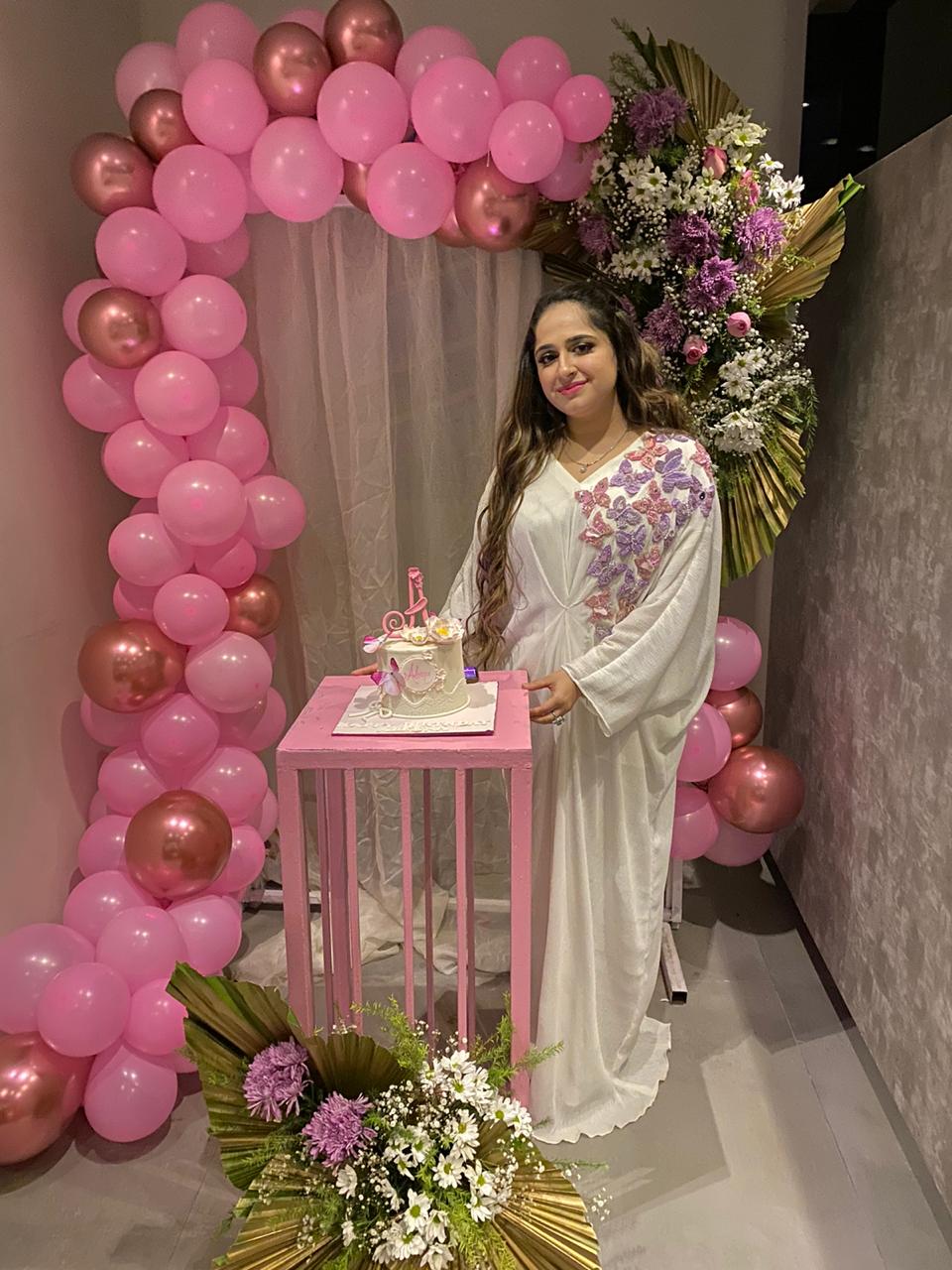 BUTTERFLY EMBELLISHED KAFTAAN