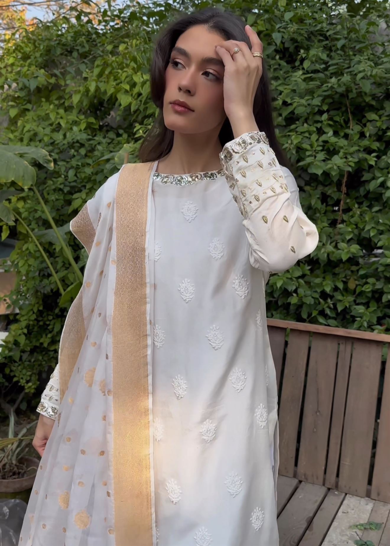 Nooray White