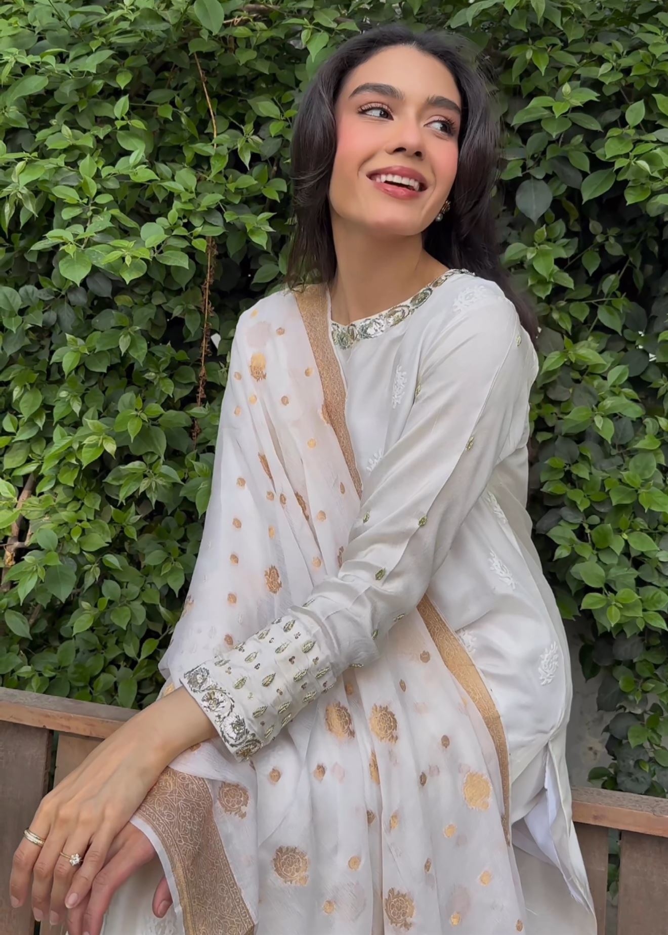 Nooray White