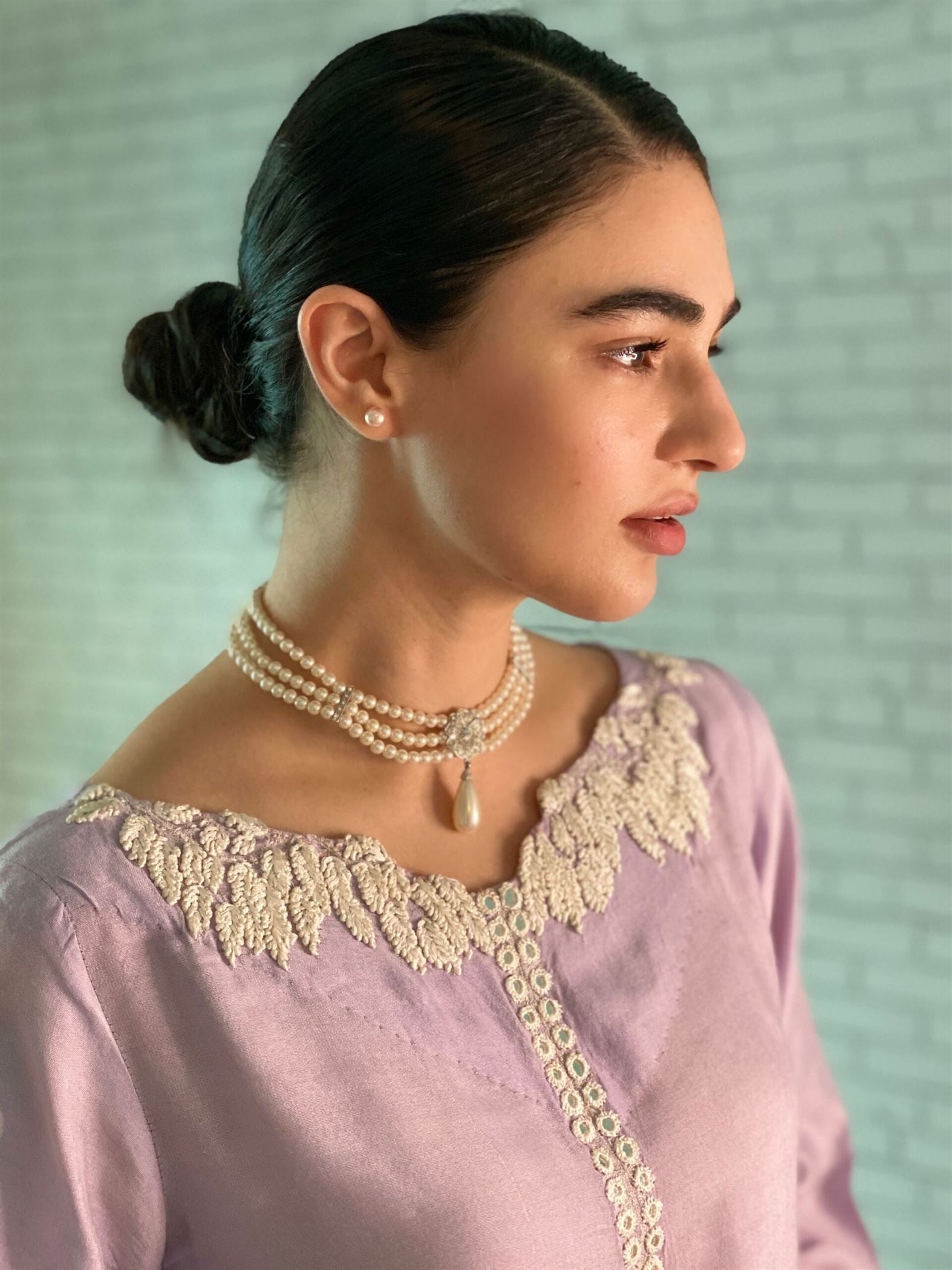 SAHEEFA JABBAR KHATAK SPOTTED IN LAVENDER SHEESHA