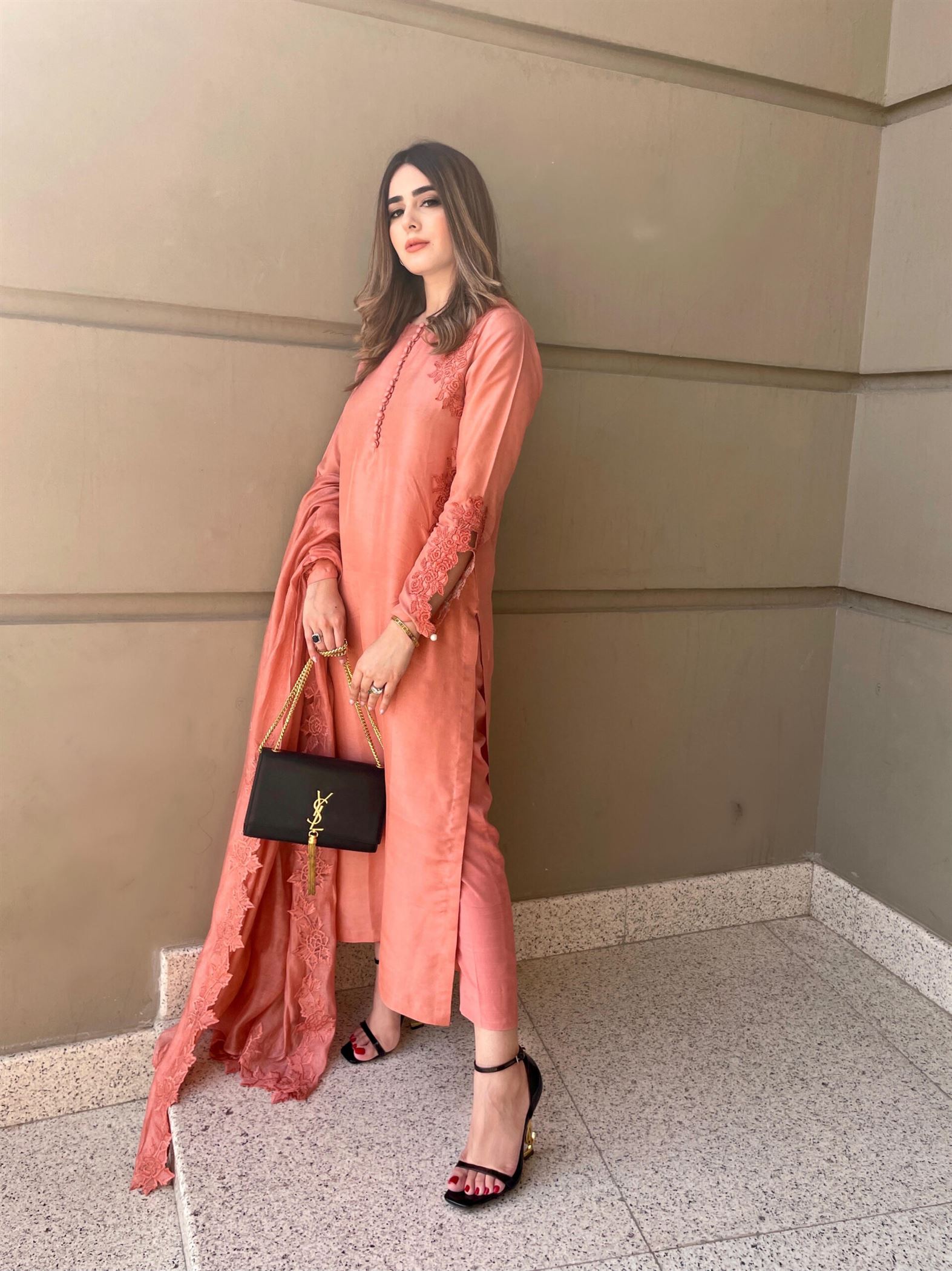 TERRACOTTA PINK