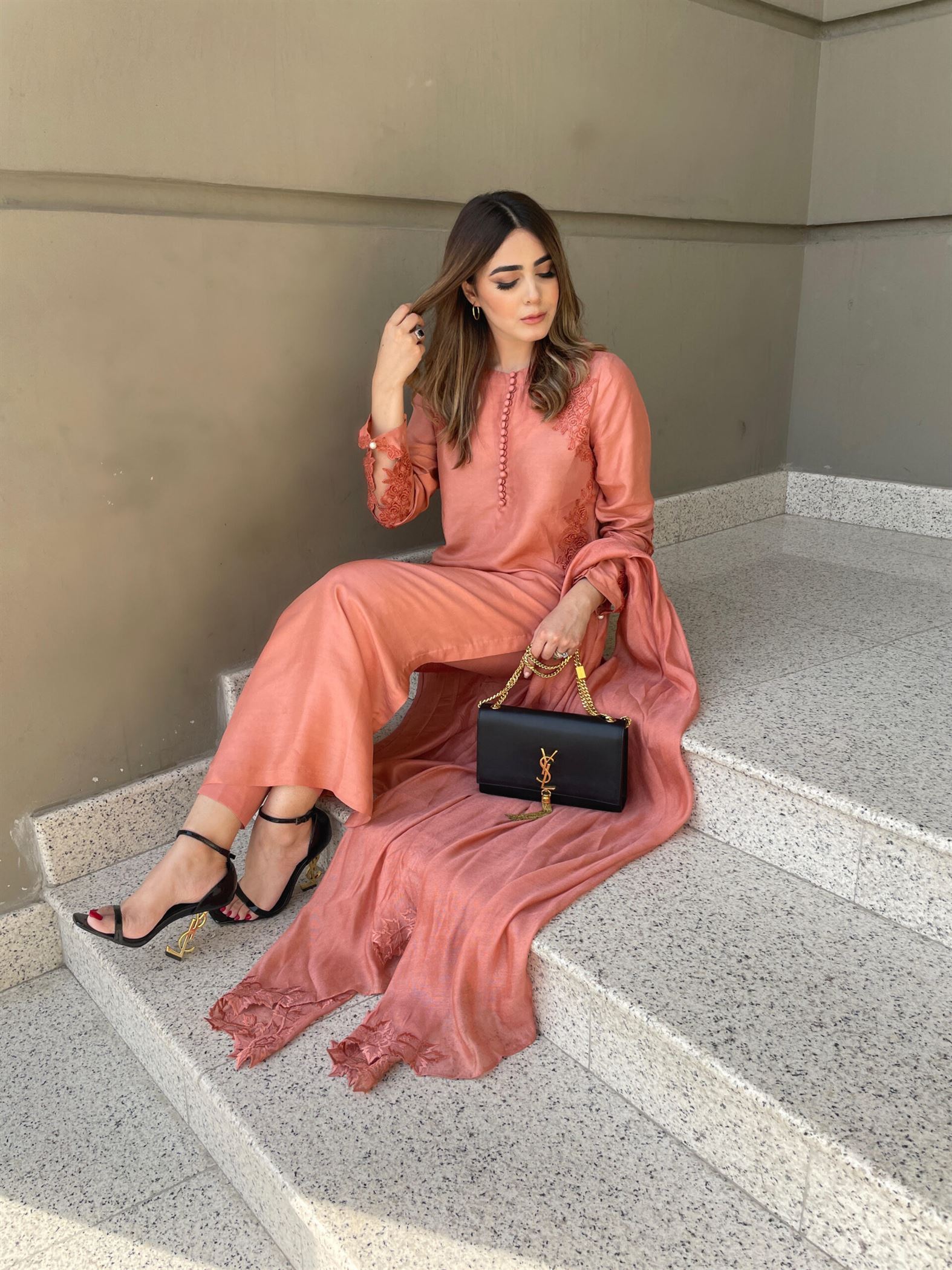 TERRACOTTA PINK