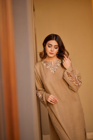 Embroidered Pashmina Kurta