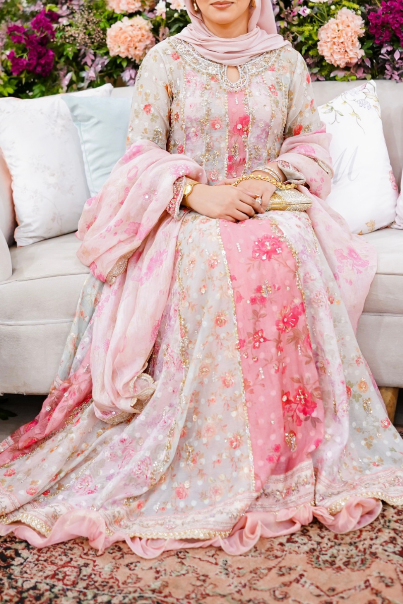 Floral Era Pishwas