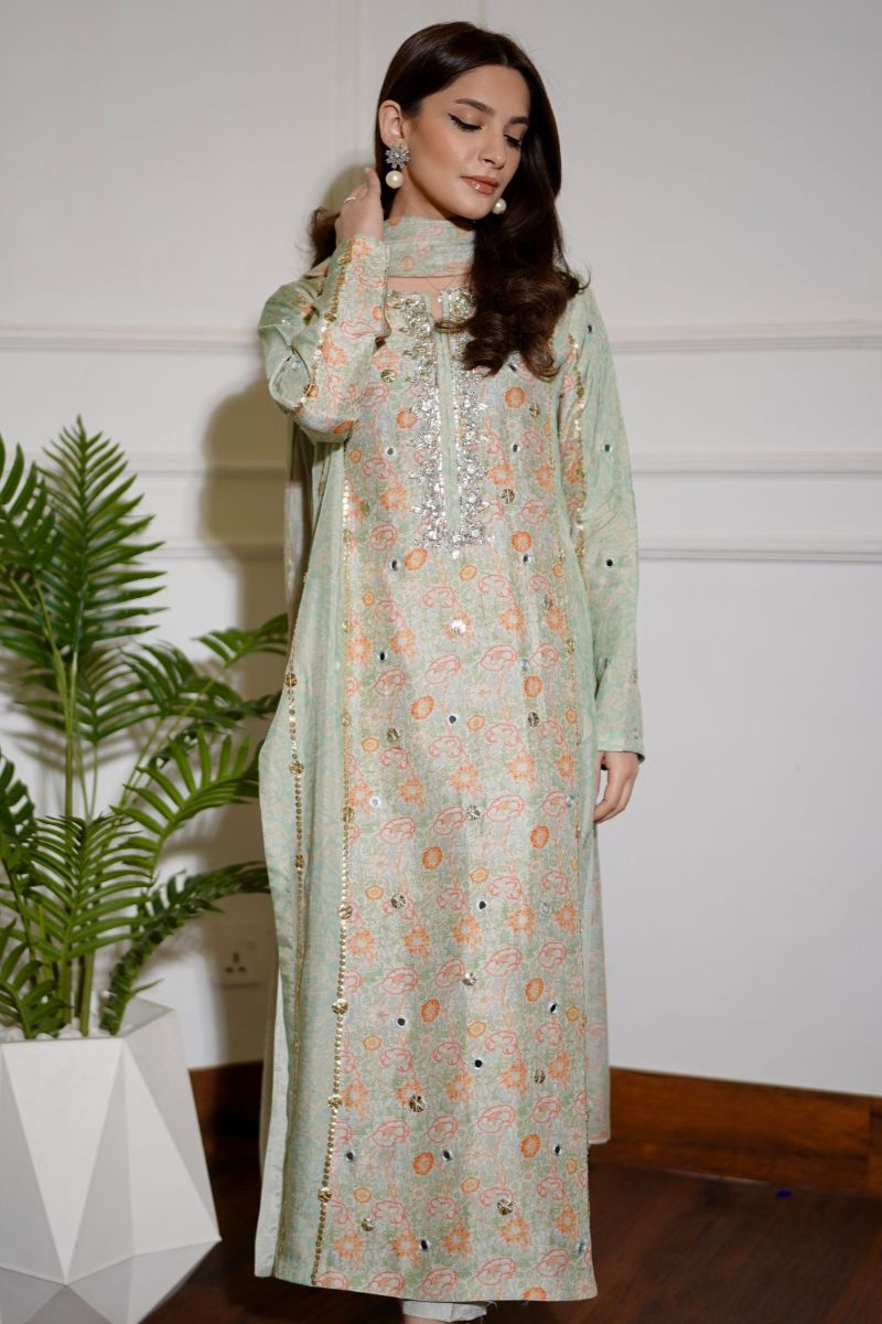 Gota Floral Printed Fit