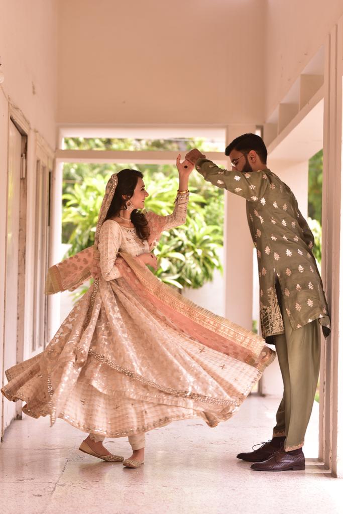 Sheesha Formal Pishwaas