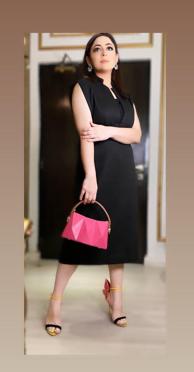 Hadiyya Azer In Black Belted Dress